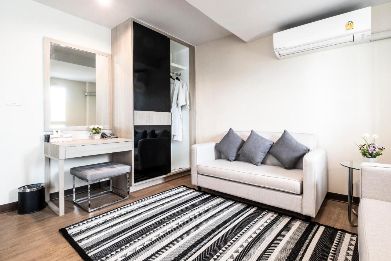 The Airport Courtyard Suvarnabhumi Airport Bangkok Bagian luar foto A room at the hotel